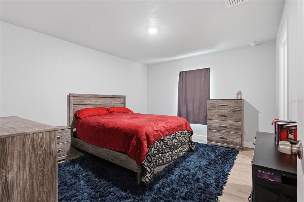 En Venta: $249,999 (3 camas, 2 baños, 1004 Pies cuadrados)