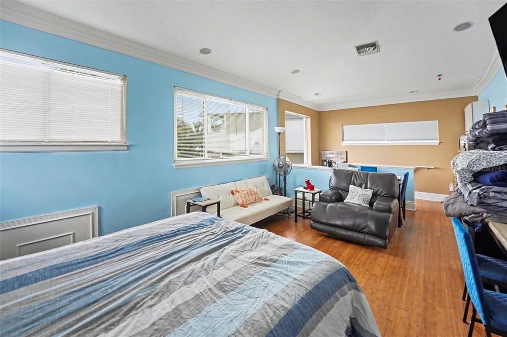 For Sale: $1,800,000 (3 beds, 4 baths, 2729 Square Feet)