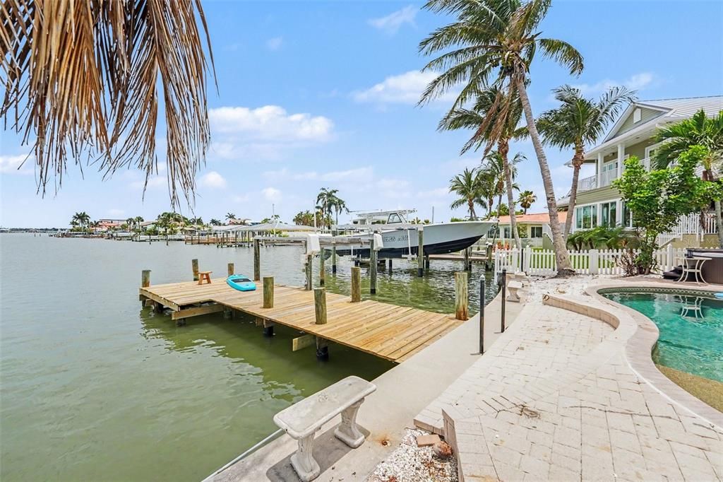 For Sale: $1,800,000 (3 beds, 4 baths, 2729 Square Feet)