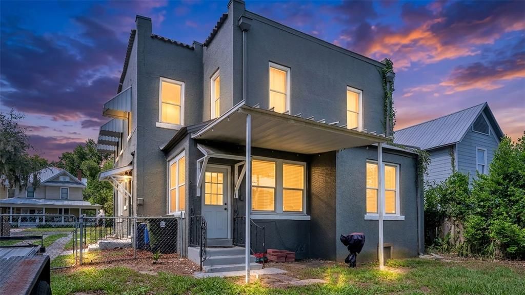 На продажу: $365,000 (4 спален, 2 ванн, 2100 Квадратных фут)