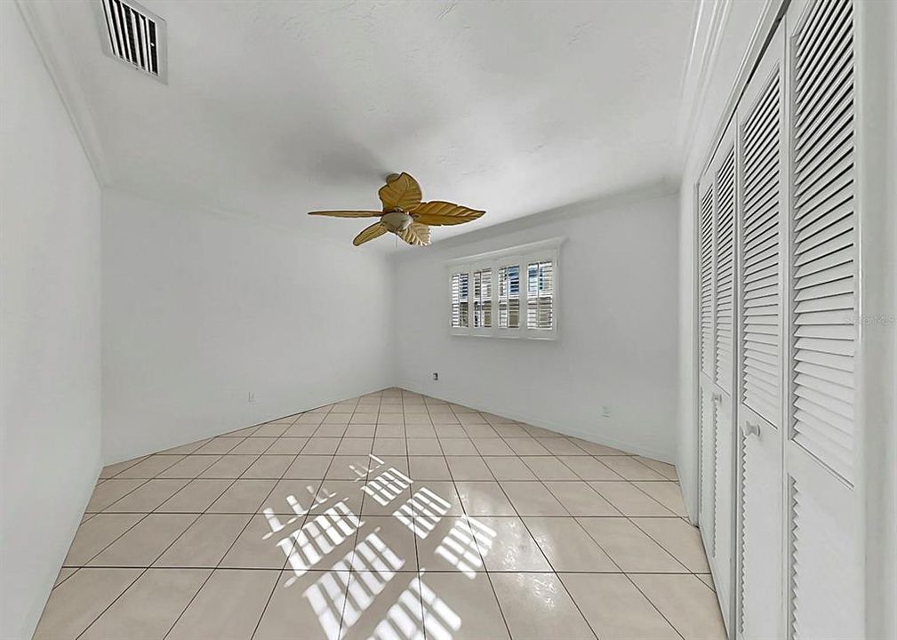 For Rent: $4,850 (3 beds, 2 baths, 2059 Square Feet)