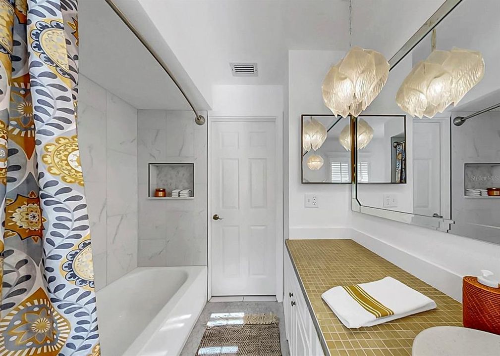 For Rent: $4,850 (3 beds, 2 baths, 2059 Square Feet)