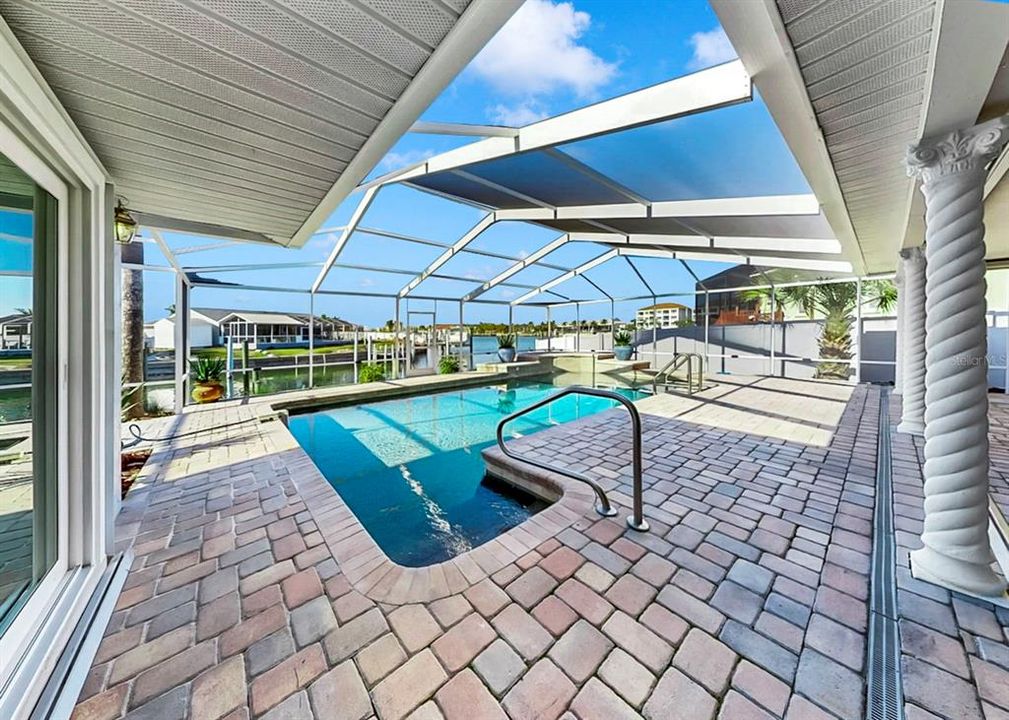 For Rent: $4,850 (3 beds, 2 baths, 2059 Square Feet)