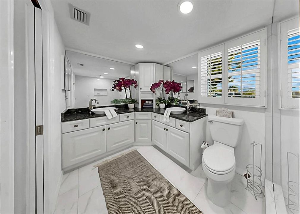 For Rent: $4,850 (3 beds, 2 baths, 2059 Square Feet)