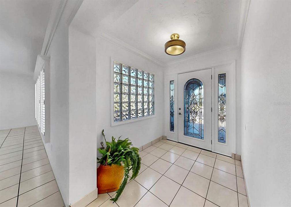 For Rent: $4,850 (3 beds, 2 baths, 2059 Square Feet)