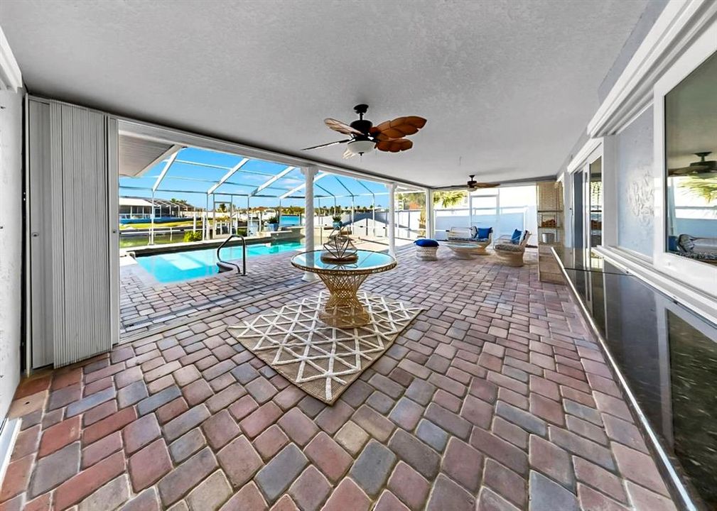 For Rent: $4,850 (3 beds, 2 baths, 2059 Square Feet)