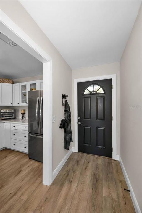 For Sale: $134,900 (2 beds, 1 baths, 1008 Square Feet)