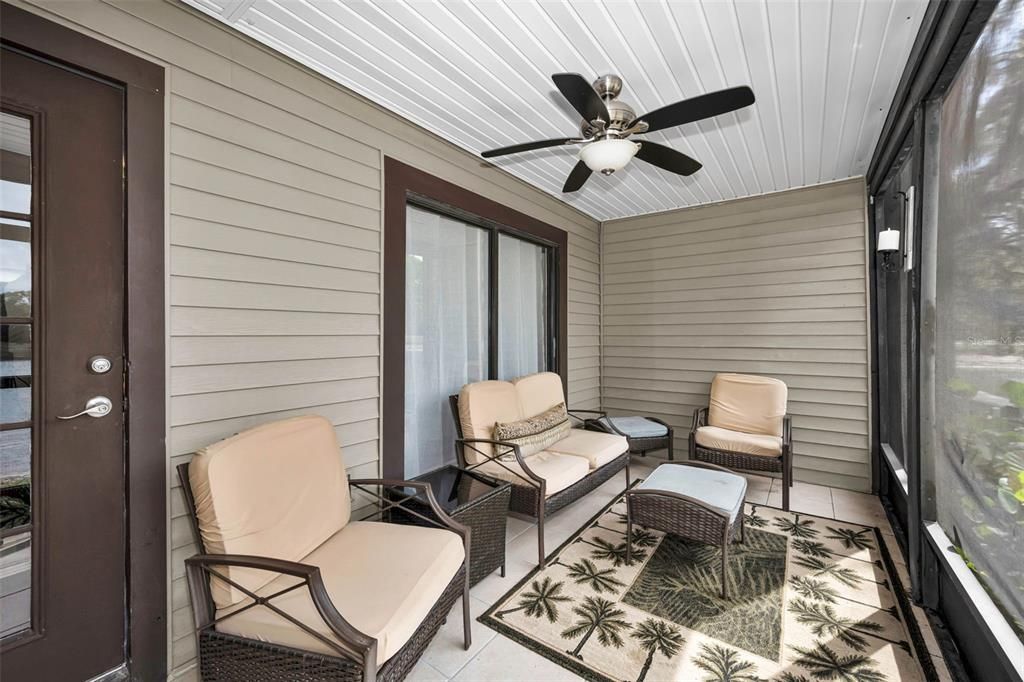 For Sale: $134,900 (2 beds, 1 baths, 1008 Square Feet)
