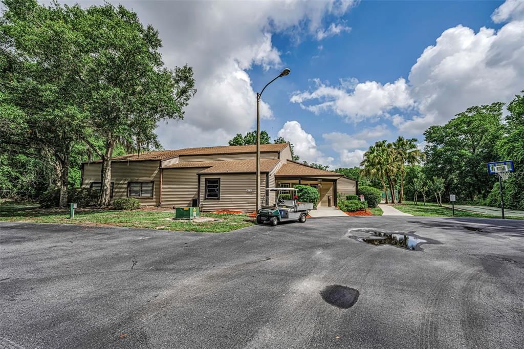 For Sale: $134,900 (2 beds, 1 baths, 1008 Square Feet)