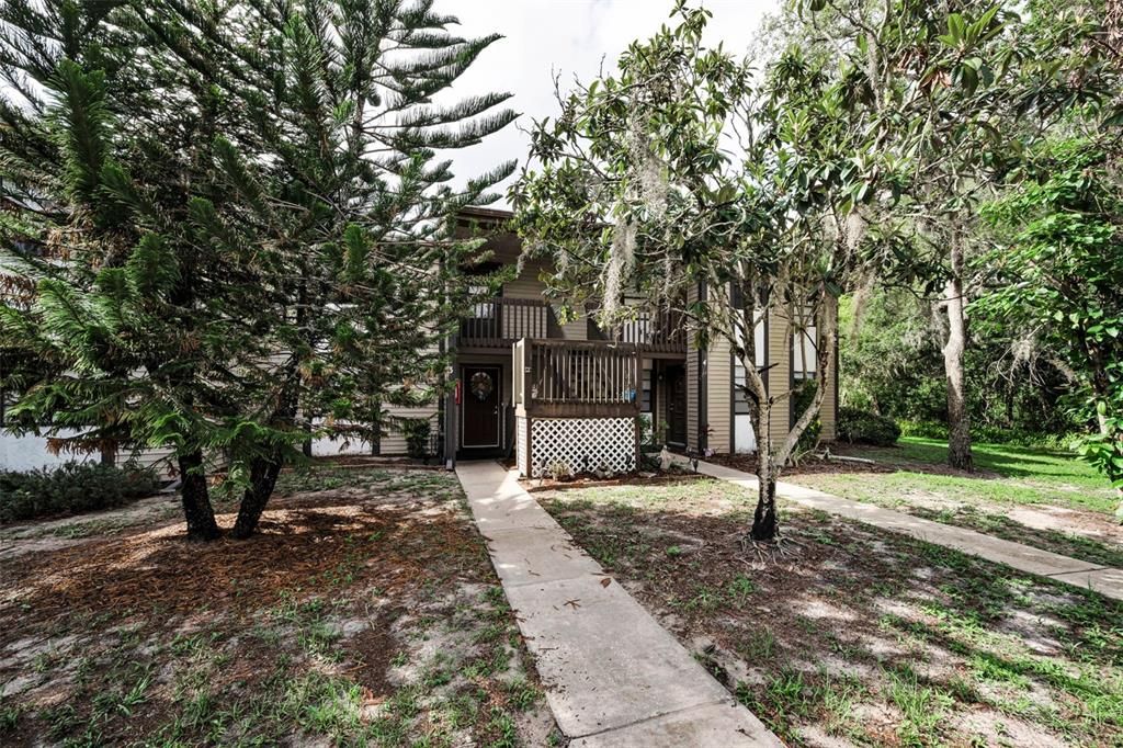 For Sale: $134,900 (2 beds, 1 baths, 1008 Square Feet)