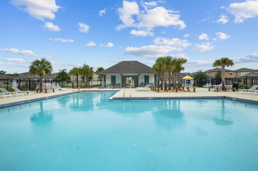 For Sale: $339,000 (4 beds, 2 baths, 1918 Square Feet)