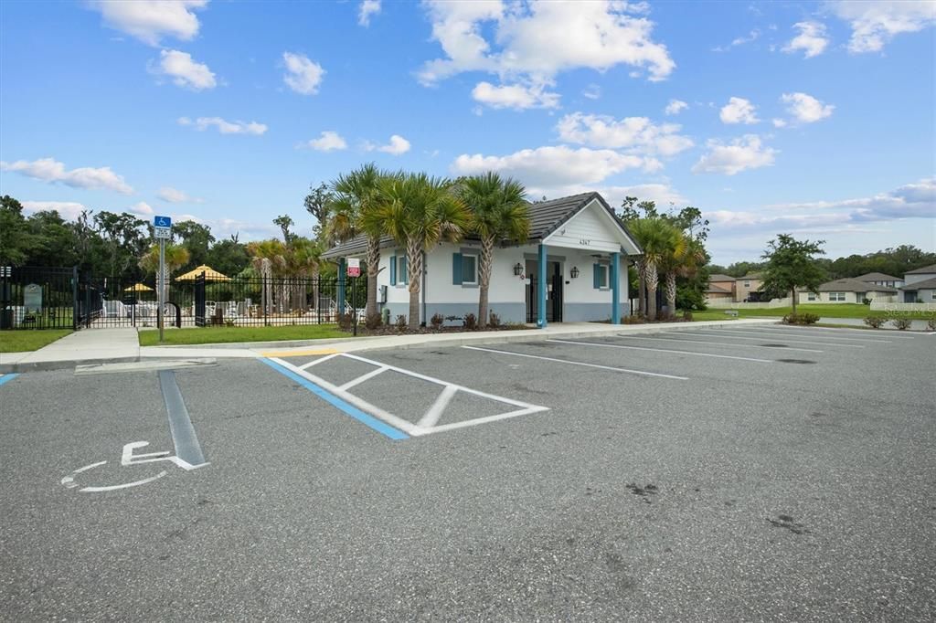 For Sale: $339,000 (4 beds, 2 baths, 1918 Square Feet)