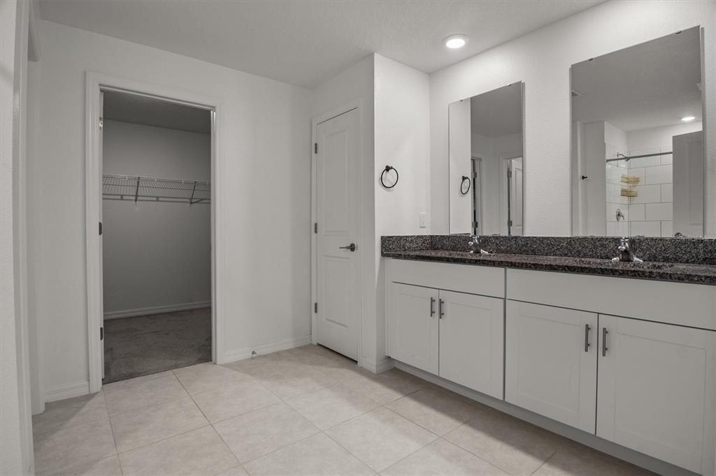 For Sale: $339,000 (4 beds, 2 baths, 1918 Square Feet)