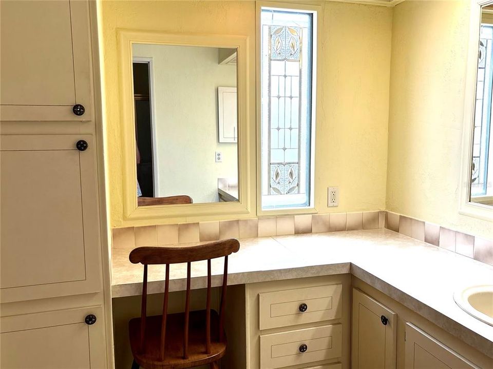Active With Contract: $125,000 (2 beds, 2 baths, 1248 Square Feet)