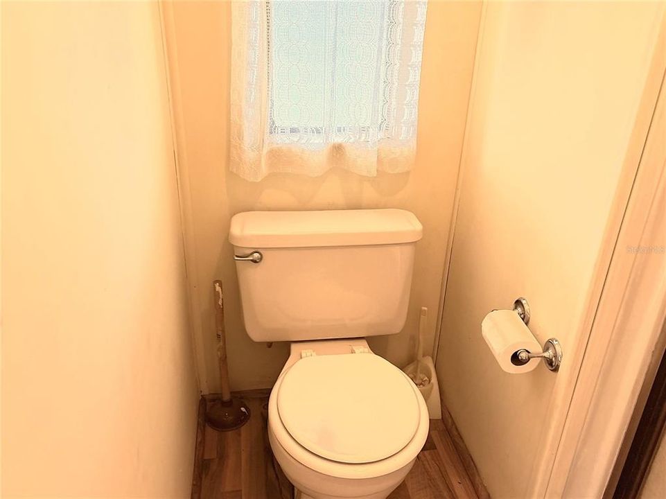 Active With Contract: $125,000 (2 beds, 2 baths, 1248 Square Feet)