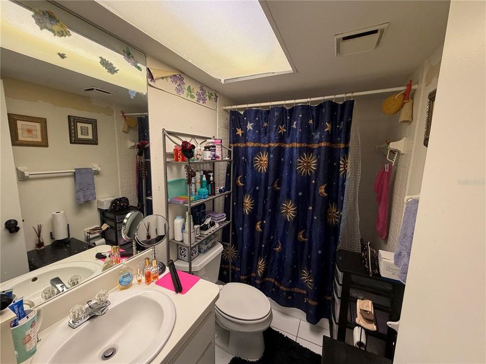 For Sale: $169,500 (2 beds, 2 baths, 1392 Square Feet)