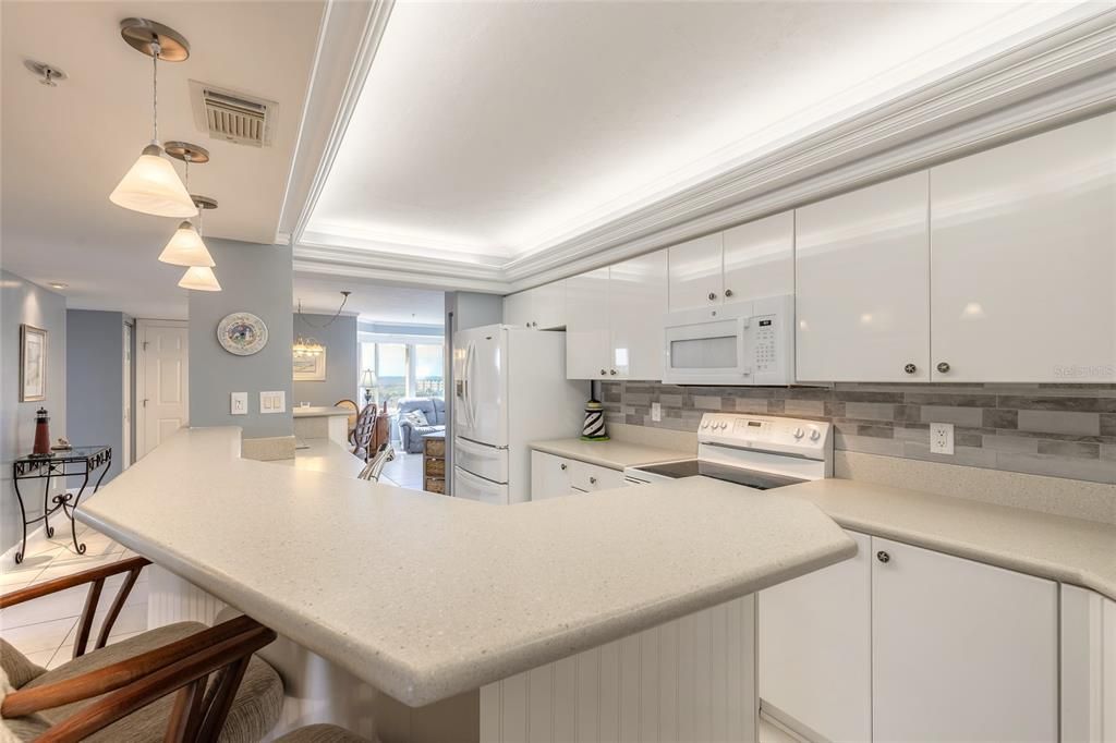 En Venta: $835,000 (3 camas, 3 baños, 2060 Pies cuadrados)