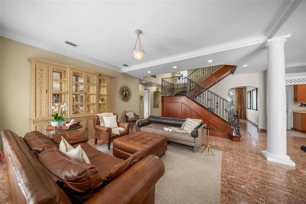 En Venta: $1,195,000 (4 camas, 4 baños, 3558 Pies cuadrados)