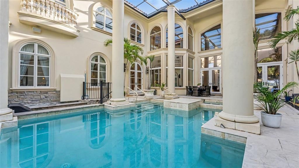 На продажу: $2,790,000 (6 спален, 7 ванн, 8340 Квадратных фут)