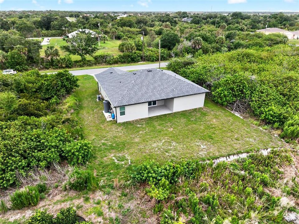 For Sale: $359,900 (4 beds, 3 baths, 1827 Square Feet)
