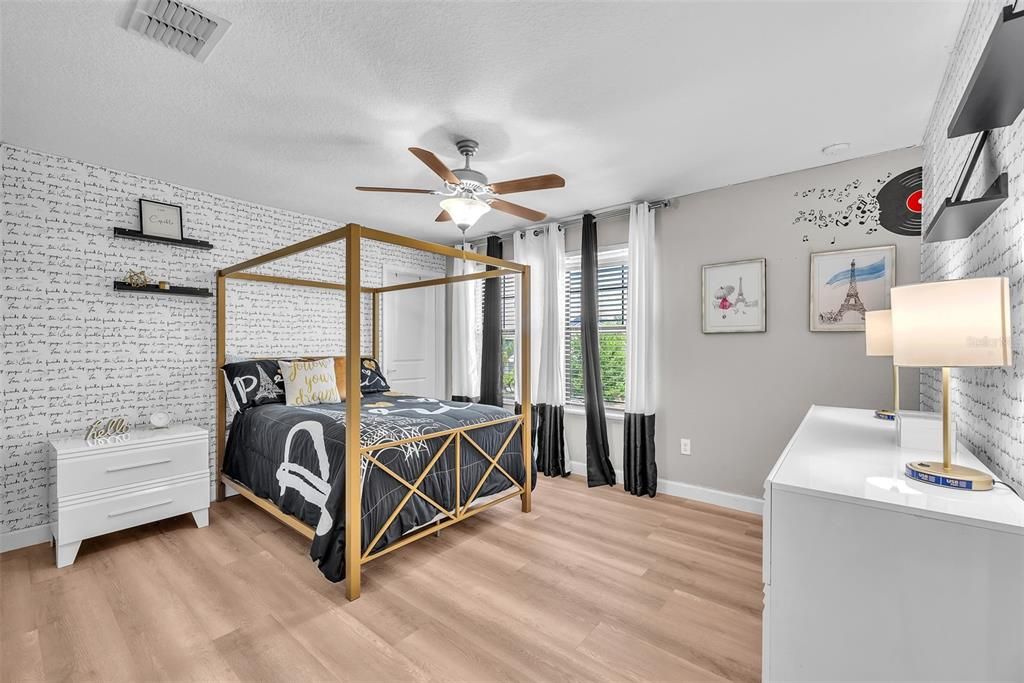 В аренду: $3,500 (5 спален, 3 ванн, 3369 Квадратных фут)