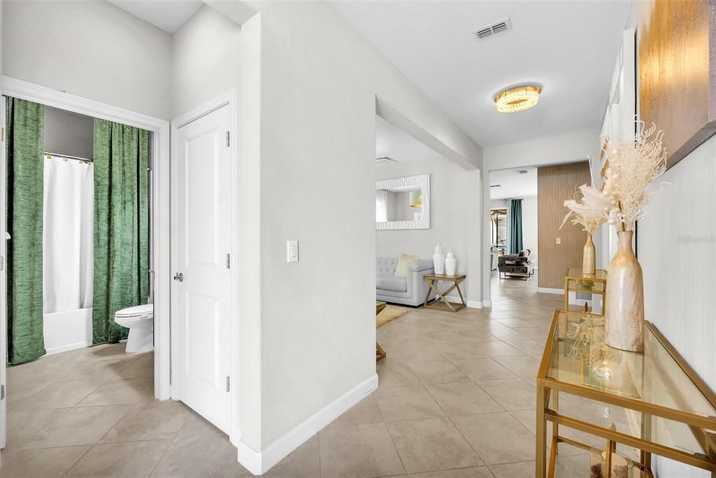 В аренду: $3,500 (5 спален, 3 ванн, 3369 Квадратных фут)