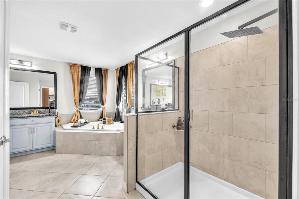 В аренду: $3,500 (5 спален, 3 ванн, 3369 Квадратных фут)