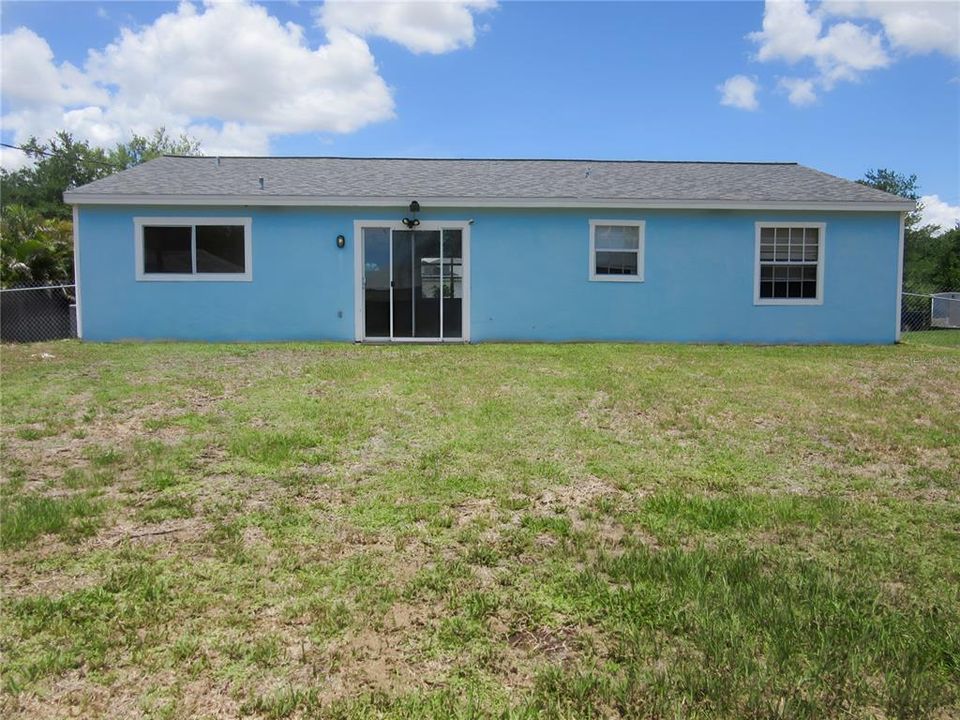 For Sale: $229,900 (3 beds, 2 baths, 1116 Square Feet)