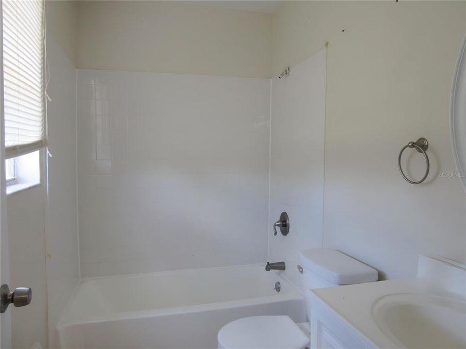 For Sale: $229,900 (3 beds, 2 baths, 1116 Square Feet)