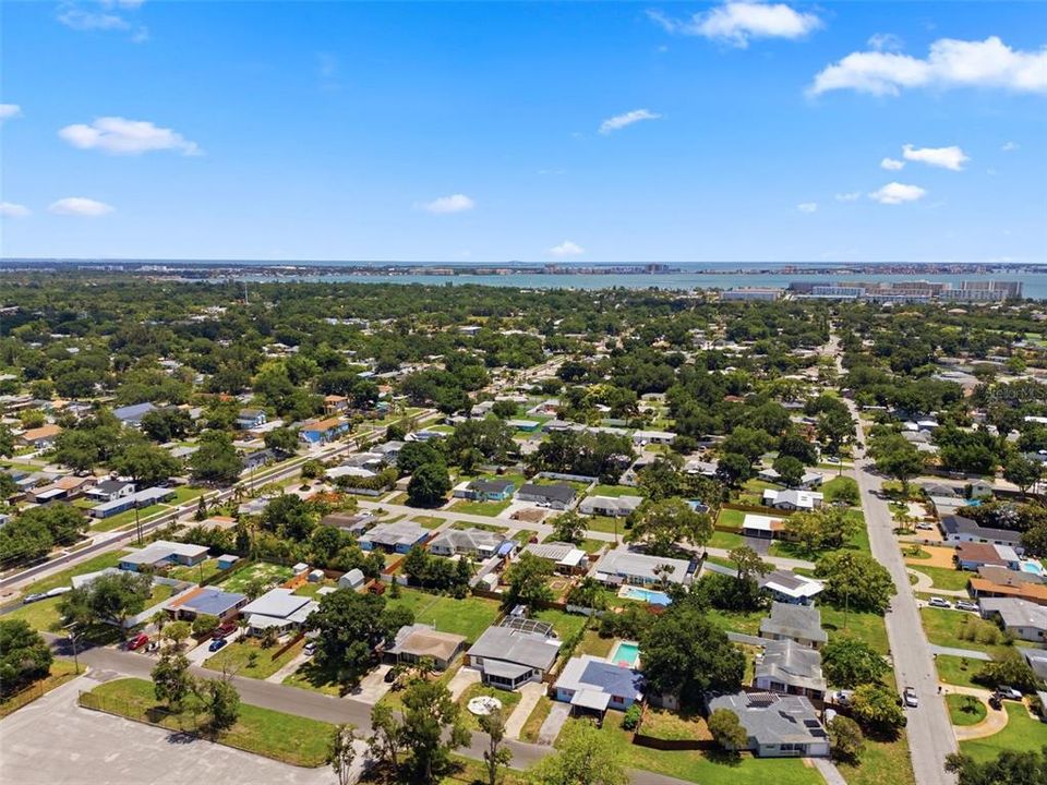 For Sale: $425,000 (2 beds, 1 baths, 1388 Square Feet)