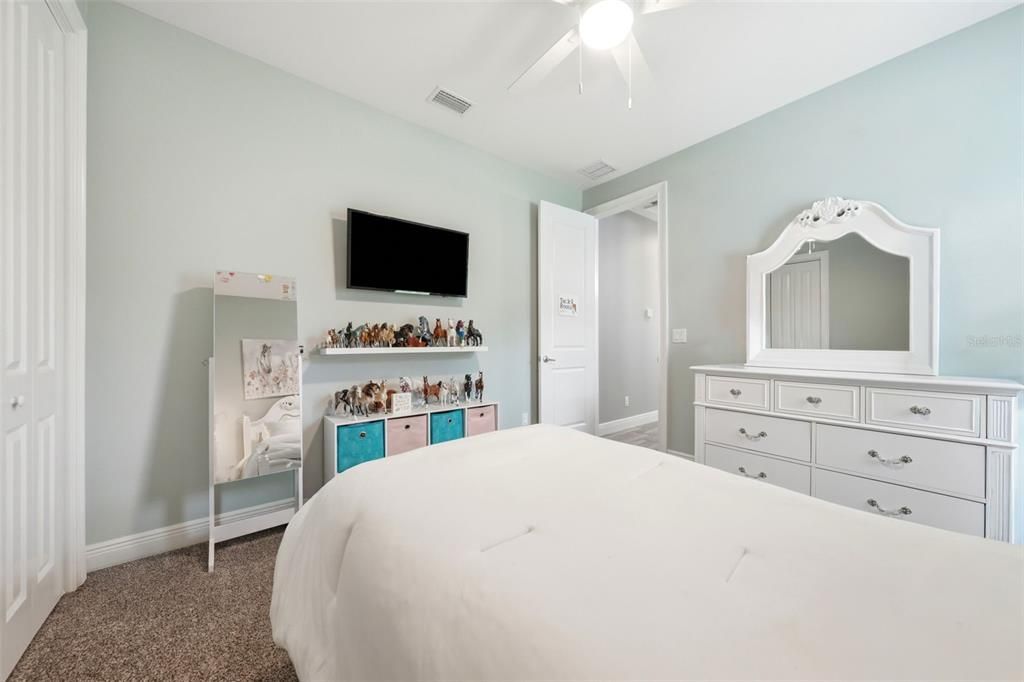 For Sale: $535,000 (4 beds, 2 baths, 2091 Square Feet)
