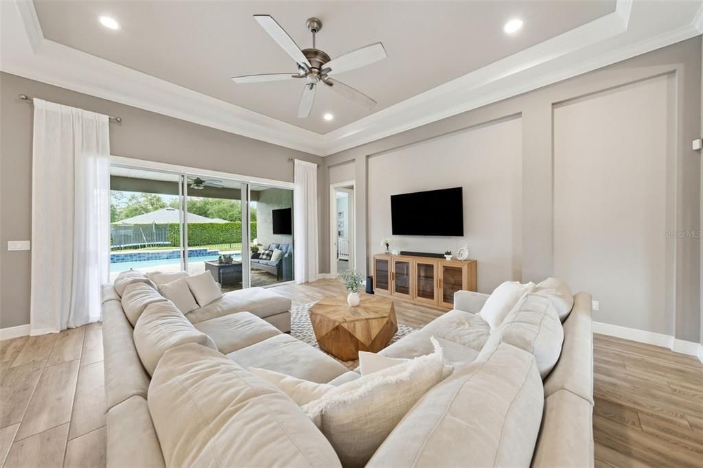 For Sale: $535,000 (4 beds, 2 baths, 2091 Square Feet)
