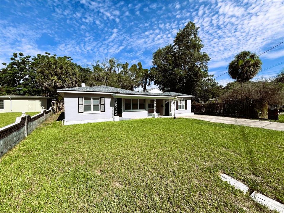 В аренду: $1,899 (2 спален, 1 ванн, 984 Квадратных фут)