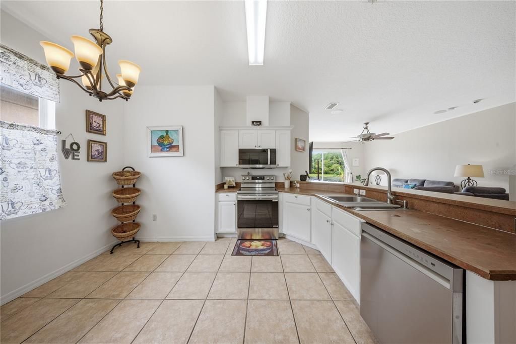 For Sale: $449,000 (4 beds, 2 baths, 2510 Square Feet)