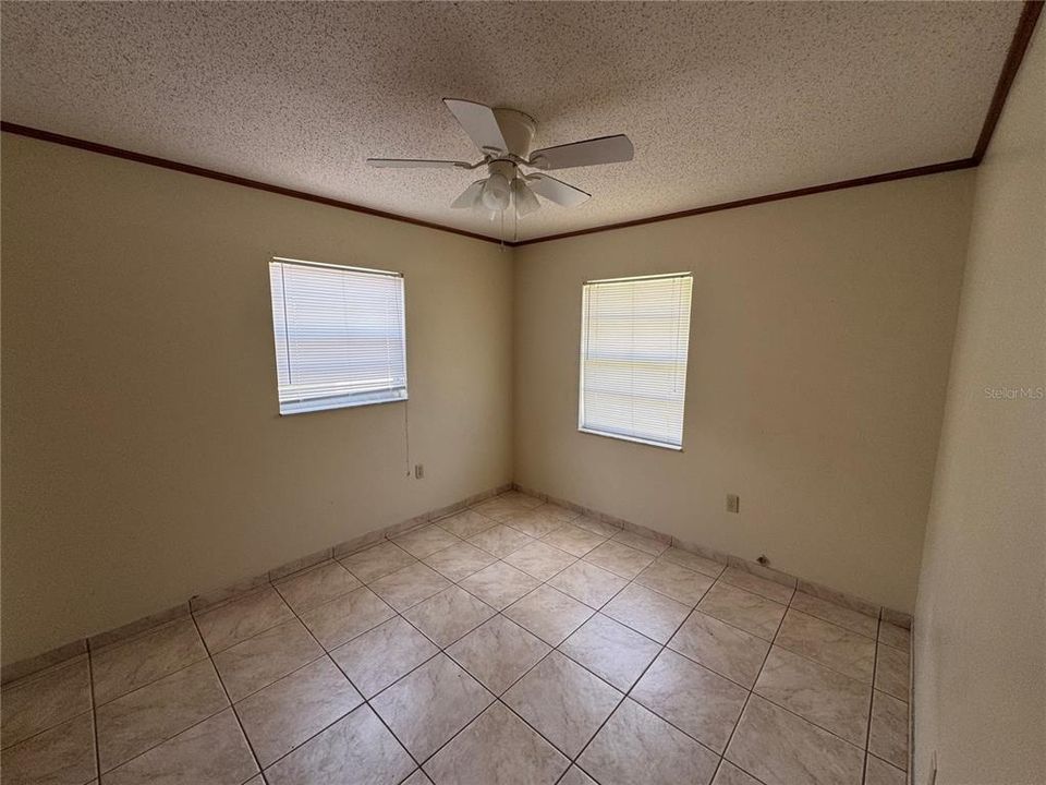 For Rent: $1,550 (3 beds, 2 baths, 1254 Square Feet)