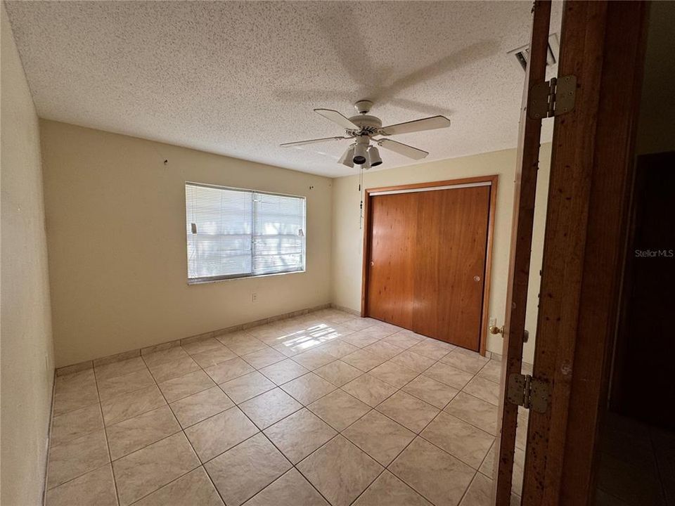 For Rent: $1,550 (3 beds, 2 baths, 1254 Square Feet)