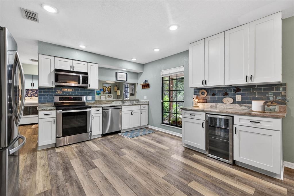 For Sale: $750,000 (4 beds, 3 baths, 2130 Square Feet)