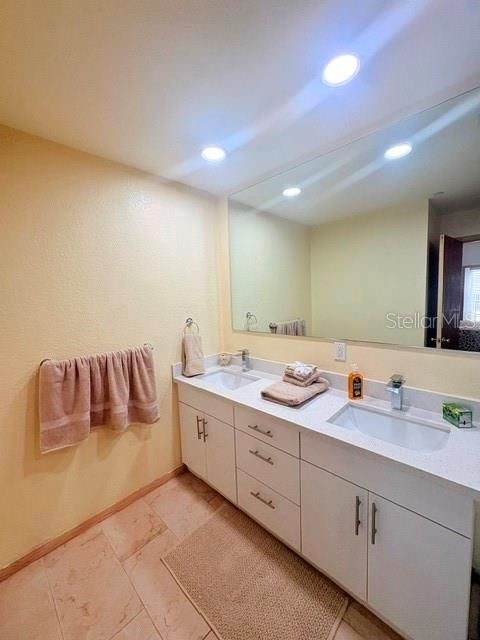 For Rent: $1,450 (1 beds, 1 baths, 670 Square Feet)