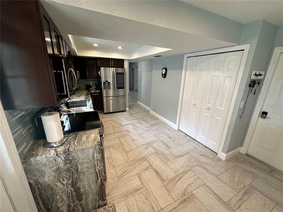 For Rent: $2,295 (4 beds, 2 baths, 2180 Square Feet)
