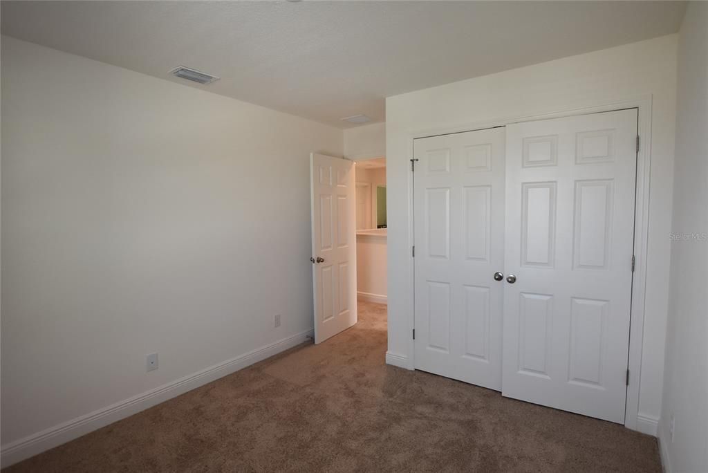 For Rent: $2,600 (4 beds, 2 baths, 1968 Square Feet)