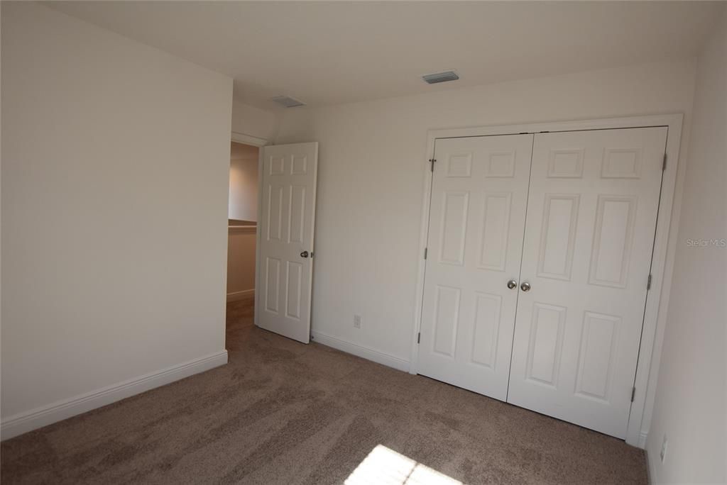 For Rent: $2,600 (4 beds, 2 baths, 1968 Square Feet)