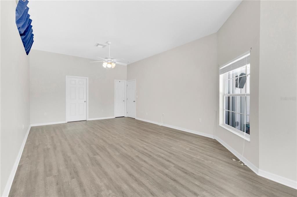For Sale: $575,000 (4 beds, 3 baths, 2614 Square Feet)