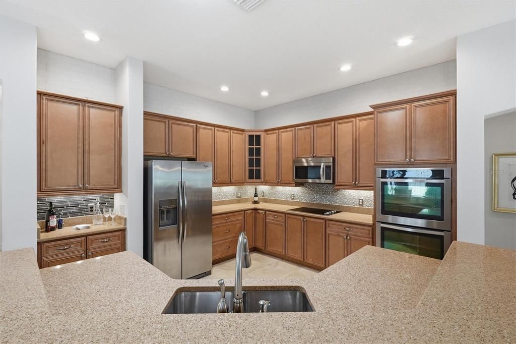 For Sale: $539,900 (3 beds, 2 baths, 2034 Square Feet)