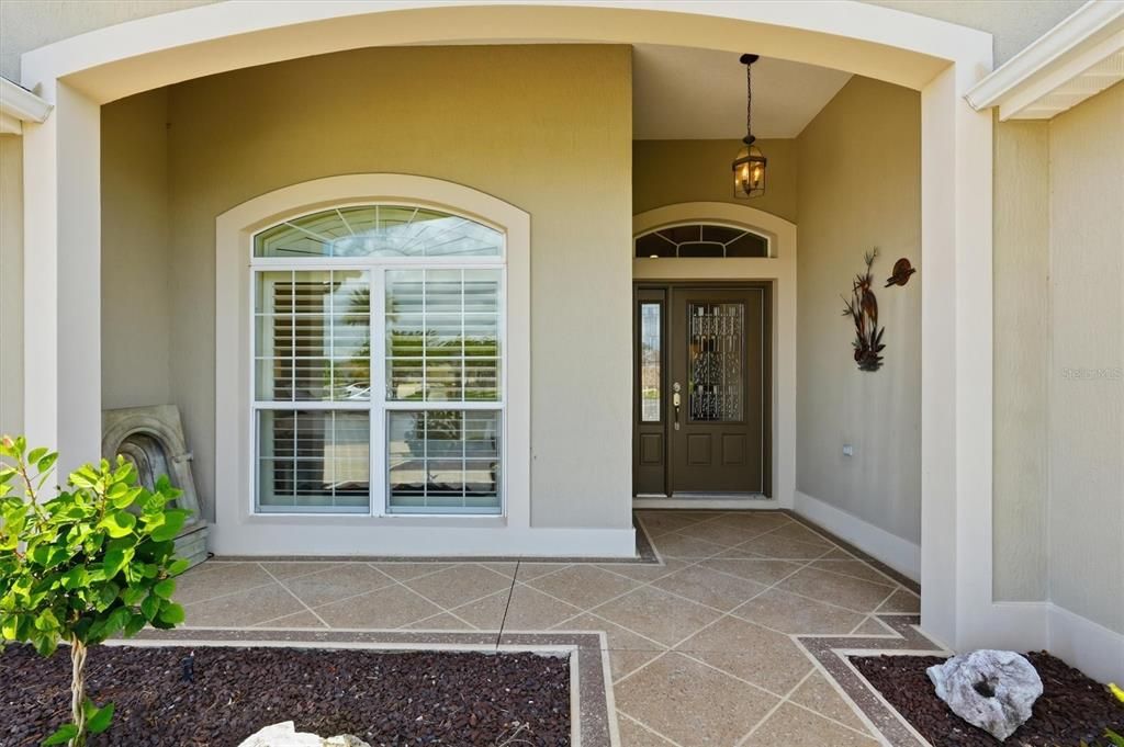 For Sale: $539,900 (3 beds, 2 baths, 2034 Square Feet)