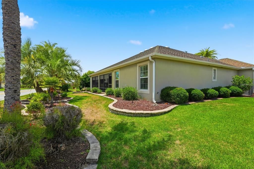 For Sale: $539,900 (3 beds, 2 baths, 2034 Square Feet)