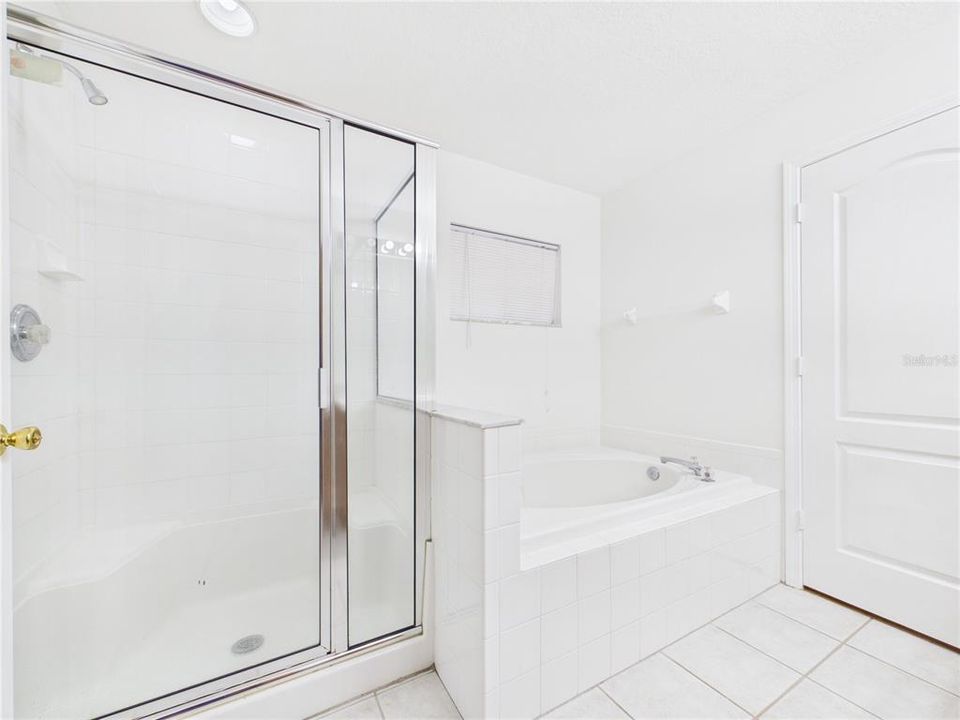 В аренду: $2,500 (3 спален, 2 ванн, 1525 Квадратных фут)