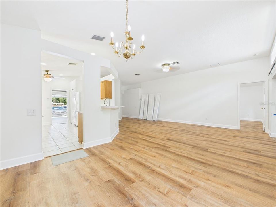 В аренду: $2,500 (3 спален, 2 ванн, 1525 Квадратных фут)