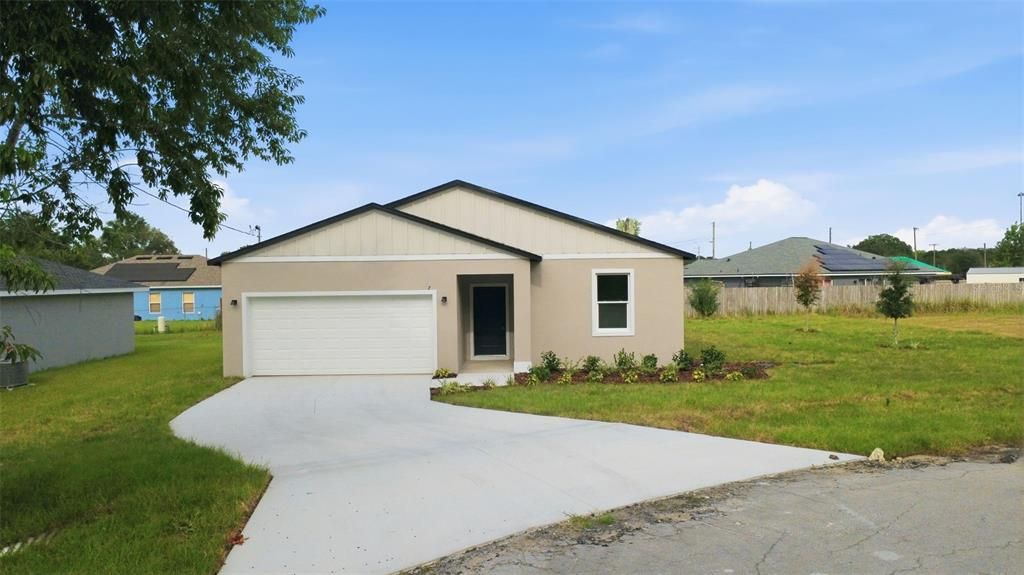 For Sale: $279,000 (3 beds, 2 baths, 1543 Square Feet)