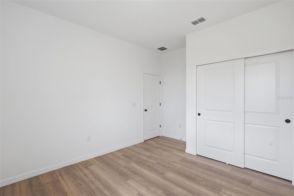 For Sale: $279,000 (3 beds, 2 baths, 1543 Square Feet)