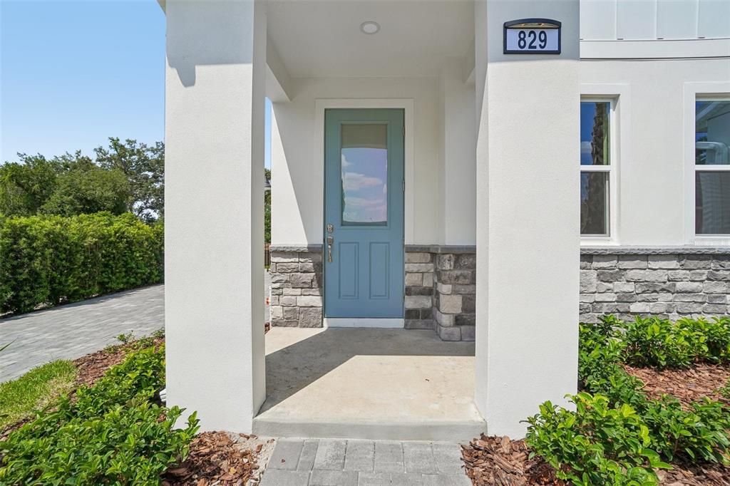 For Sale: $355,085 (3 beds, 2 baths, 1702 Square Feet)